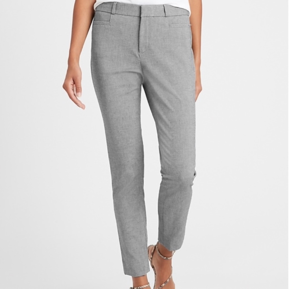 BANANA REPUBLIC Sloan Dressed pants/ Petite size 4